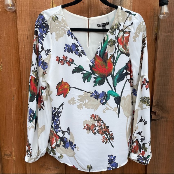 NWT Express floral top - Picture 2 of 8